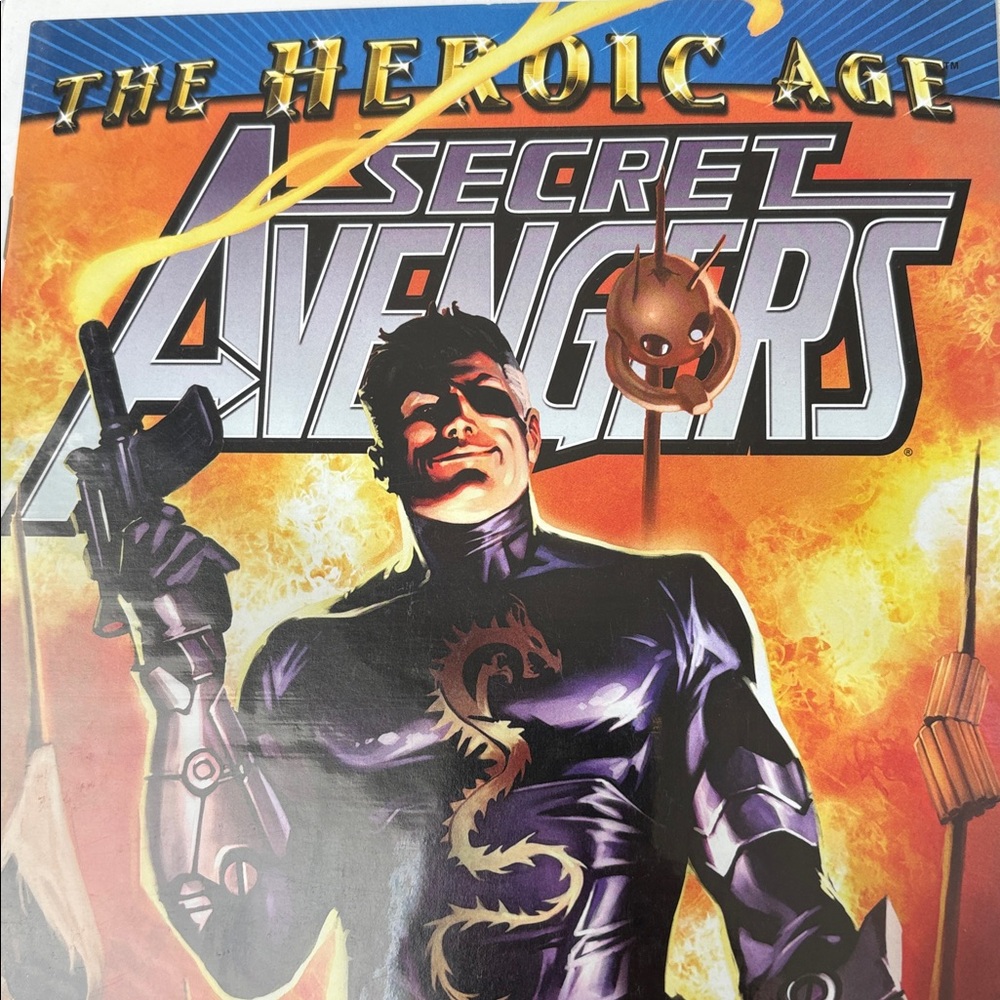 Secret Avengers  lot of 7 comic Book (MARVEL)